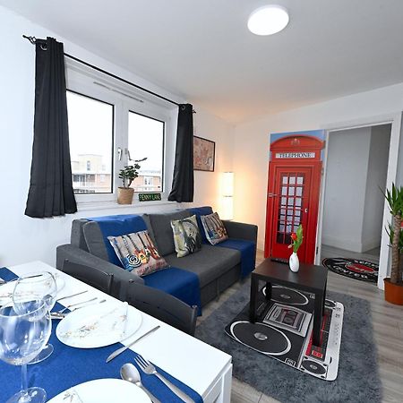 Superb 4 Bedroom Flat In The Heart Of Camden Town Londres Exterior foto