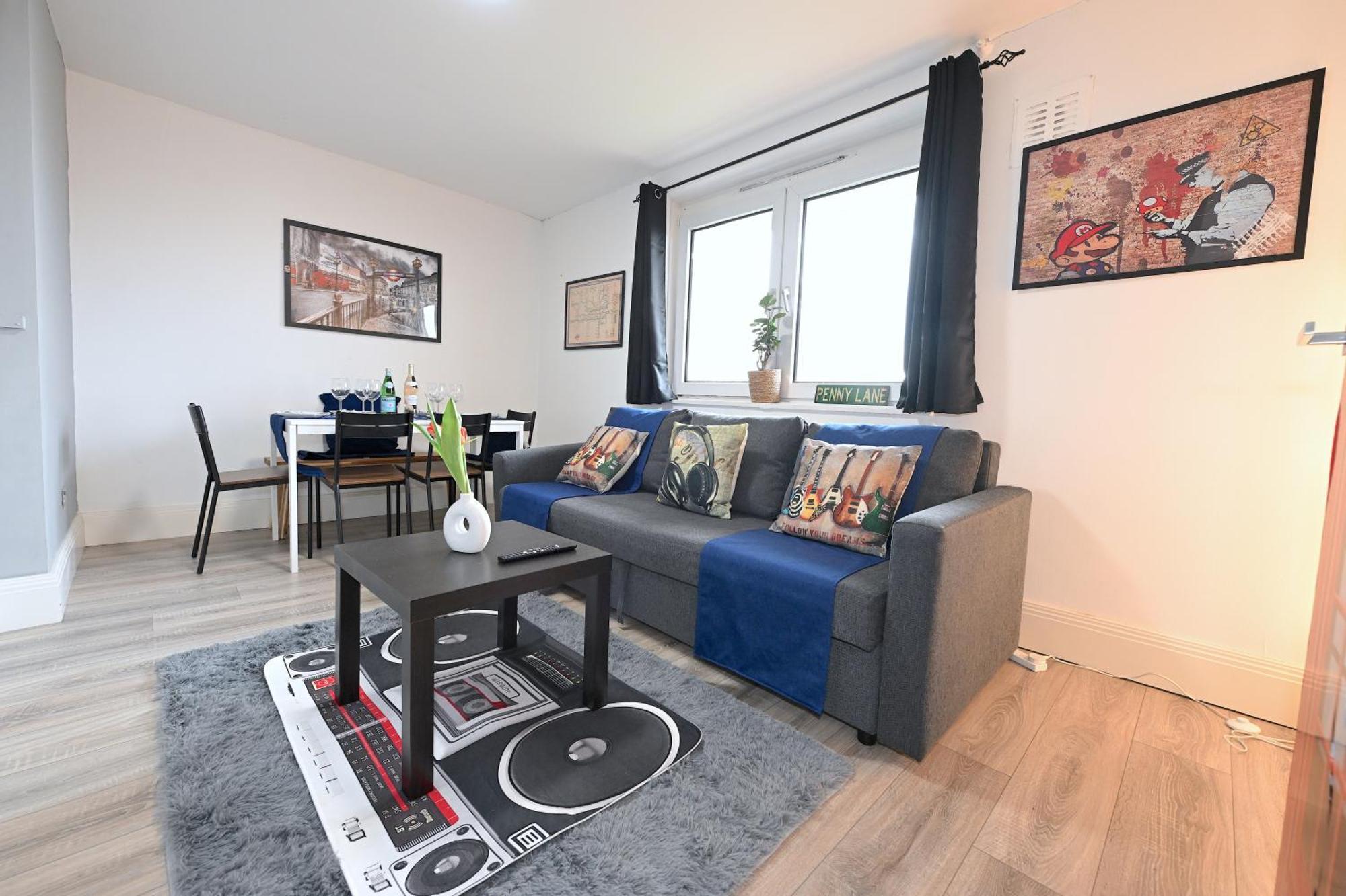 Superb 4 Bedroom Flat In The Heart Of Camden Town Londres Exterior foto