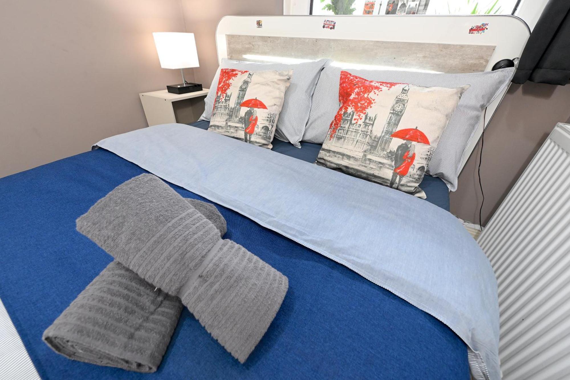 Superb 4 Bedroom Flat In The Heart Of Camden Town Londres Exterior foto